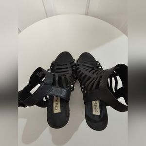 Black leather sandals